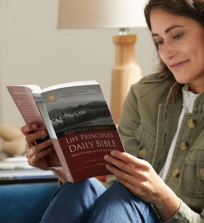 Life Principles Daily Bible